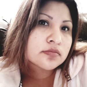 Meet your Posher, Adriana